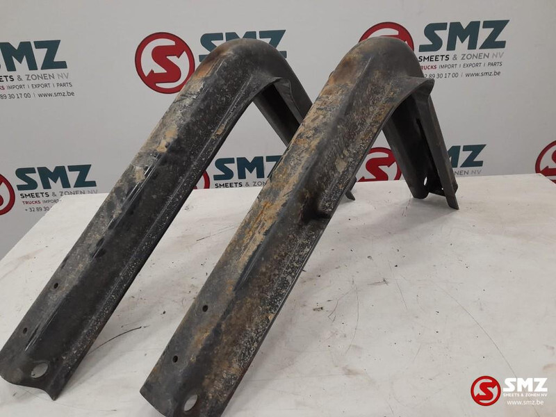 Iveco Occ set brandstoftanksteunen Iveco Stralis 4206812 - Drivstofftank for Lastebil: bilde 2 Iveco Occ set brandstoftanksteunen Iveco Stralis 4206812 - Drivstofftank for Lastebil: bilde 2