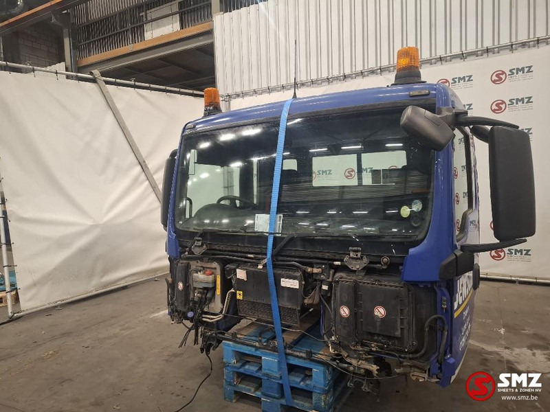 MAN Occ Cabine compleet MAN TGS RHD - Førerhus og interiør for Lastebil: bilde 4 MAN Occ Cabine compleet MAN TGS RHD - Førerhus og interiør for Lastebil: bilde 4