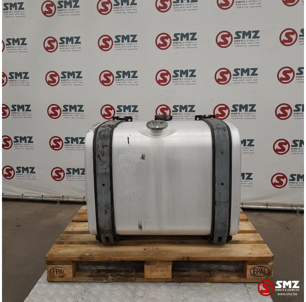 MAN Occ brandstoftank 330L + brandstofniveausensor + s - Drivstofftank for Lastebil: bilde 1 MAN Occ brandstoftank 330L + brandstofniveausensor + s - Drivstofftank for Lastebil: bilde 1