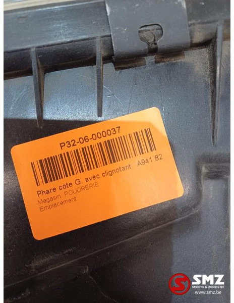 Mercedes-Benz Koplamp links Mercedes - Frontlys for Lastebil: bilde 4 Mercedes-Benz Koplamp links Mercedes - Frontlys for Lastebil: bilde 4