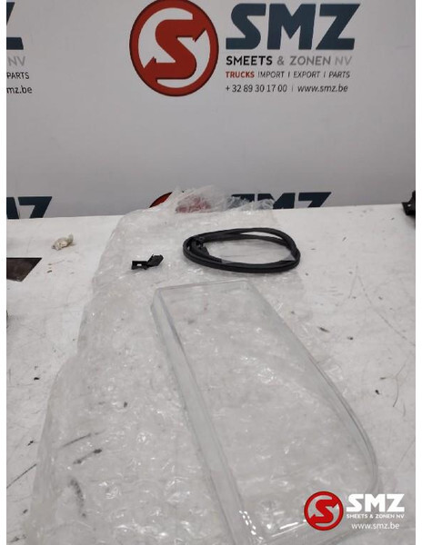 Mercedes-Benz Koplamp rechts mercedes axor a0008264310 - Frontlys for Lastebil: bilde 1 Mercedes-Benz Koplamp rechts mercedes axor a0008264310 - Frontlys for Lastebil: bilde 1