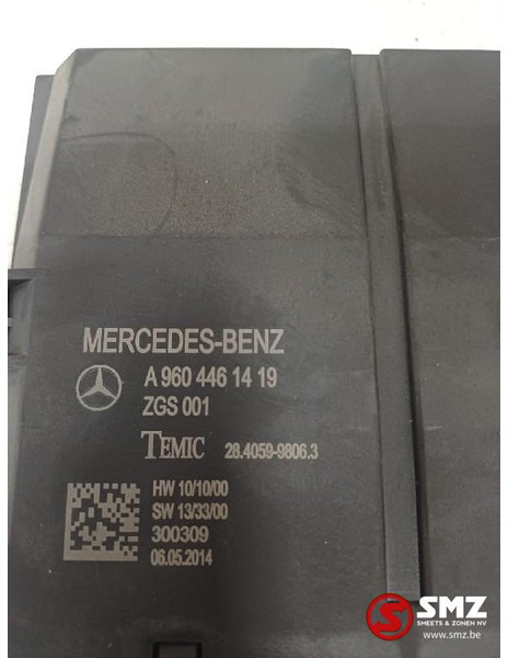 Mercedes-Benz Occ ECU rechterdeur besturingseenheid Mercedes - Styreenhet for Lastebil: bilde 3 Mercedes-Benz Occ ECU rechterdeur besturingseenheid Mercedes - Styreenhet for Lastebil: bilde 3