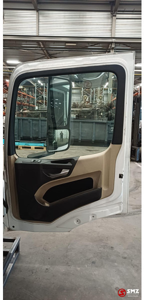 Førerhus og interiør for Lastebil Mercedes-Benz Occ cabine Mercedes Actros MP4: bilde 11