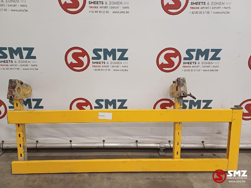 Mercedes-Benz Occ fietsenvanger rechts Mercedes - Ramme/ Chassis for Lastebil: bilde 1 Mercedes-Benz Occ fietsenvanger rechts Mercedes - Ramme/ Chassis for Lastebil: bilde 1