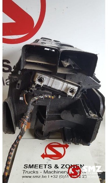 Mercedes-Benz Occ kachel met klimaatregeling Actros 1844 MP3 - Rattstamme for Lastebil: bilde 4 Mercedes-Benz Occ kachel met klimaatregeling Actros 1844 MP3 - Rattstamme for Lastebil: bilde 4