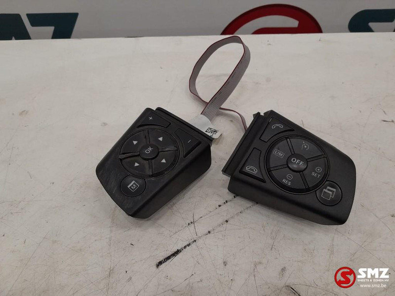 Mercedes-Benz Occ stuurwielschakelmodule Mercedes - Elektrisk system for Lastebil: bilde 2 Mercedes-Benz Occ stuurwielschakelmodule Mercedes - Elektrisk system for Lastebil: bilde 2