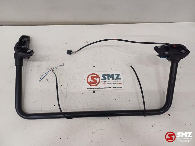 Mercedes-Benz Spiegelhouder rechts mercedes - Bakspeil for Lastebil: bilde 2 Mercedes-Benz Spiegelhouder rechts mercedes - Bakspeil for Lastebil: bilde 2