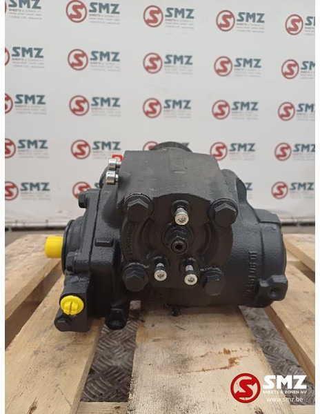 Mercedes-Benz Stuurhuis Mercedes - Styresnekke for Lastebil: bilde 1 Mercedes-Benz Stuurhuis Mercedes - Styresnekke for Lastebil: bilde 1