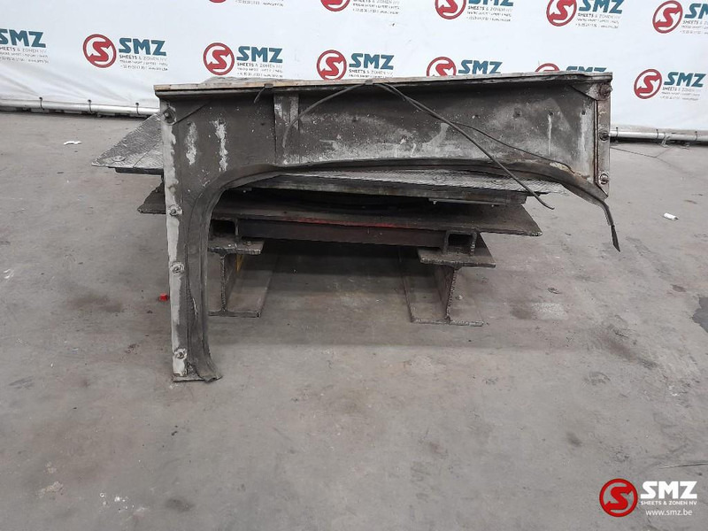 Scania Occ spatbord rechts 85 Vabis Scania - Reservedeler for Lastebil: bilde 2 Scania Occ spatbord rechts 85 Vabis Scania - Reservedeler for Lastebil: bilde 2