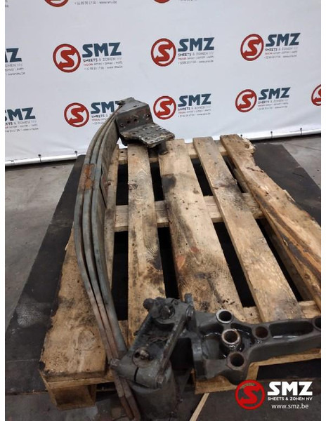 Volvo Occ bladveer vooraan Volvo FM 257868 - Førerhusfjæring for Lastebil: bilde 1 Volvo Occ bladveer vooraan Volvo FM 257868 - Førerhusfjæring for Lastebil: bilde 1