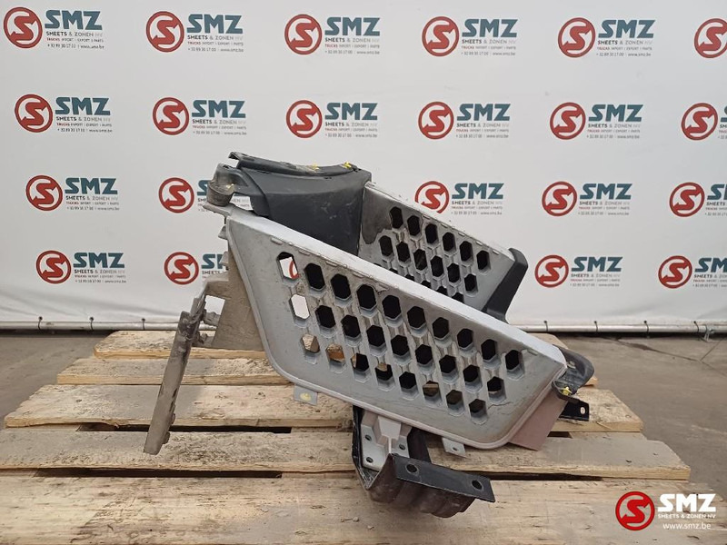 Volvo Occ opstapbak links Volvo - Førerhus og interiør for Lastebil: bilde 3 Volvo Occ opstapbak links Volvo - Førerhus og interiør for Lastebil: bilde 3