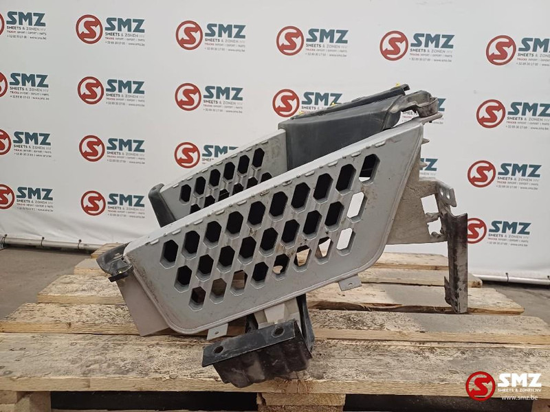 Volvo Occ opstapbak rechts Volvo - Førerhus og interiør for Lastebil: bilde 3 Volvo Occ opstapbak rechts Volvo - Førerhus og interiør for Lastebil: bilde 3