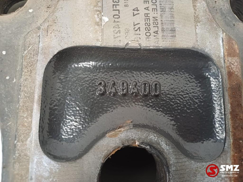 Volvo Occ schokdemperbeugel achteras linksonder Volvo - Støtdemper for Lastebil: bilde 3 Volvo Occ schokdemperbeugel achteras linksonder Volvo - Støtdemper for Lastebil: bilde 3