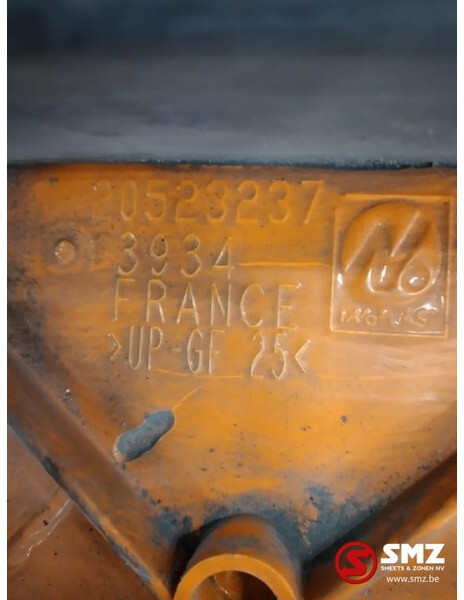 Volvo Occ voorgrille Volvo - Grill for Lastebil: bilde 3 Volvo Occ voorgrille Volvo - Grill for Lastebil: bilde 3