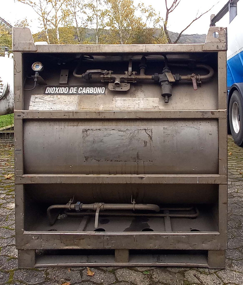 AGA CRYO Gas pallet tank used for oxygen LOX argon LAR nitrogen vessel N2O, CO2, O2, N2 - Tankcontainer: bilde 1 AGA CRYO Gas pallet tank used for oxygen LOX argon LAR nitrogen vessel N2O, CO2, O2, N2 - Tankcontainer: bilde 1