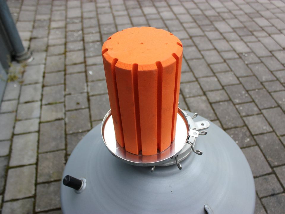 Cryotherm Container 50 L Dewar used for liquid nitrogen - Lagringstank: bilde 3 Cryotherm Container 50 L Dewar used for liquid nitrogen - Lagringstank: bilde 3