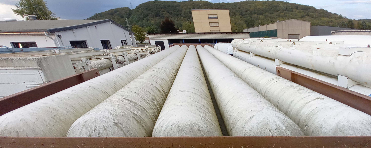 FRUEHAUF Gas tank tube semi-trailer used for compressed helium, hydrogen, Wasserstoff - Tanksemi: bilde 5 FRUEHAUF Gas tank tube semi-trailer used for compressed helium, hydrogen, Wasserstoff - Tanksemi: bilde 5