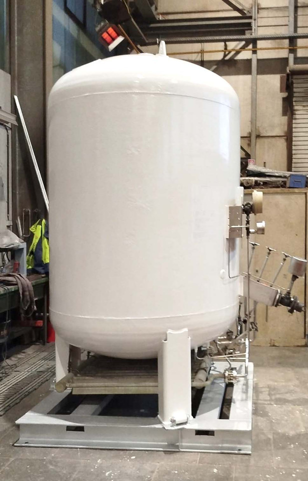 Gas tank on pallet used for oxygen, argon, nitrogen, carbon dioxide, CO2, LNG. - Lagringstank: bilde 2 Gas tank on pallet used for oxygen, argon, nitrogen, carbon dioxide, CO2, LNG. - Lagringstank: bilde 2