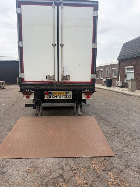 Schmitz Cargobull City stuuras liftas - Kjølesemi: bilde 5 Schmitz Cargobull City stuuras liftas - Kjølesemi: bilde 5