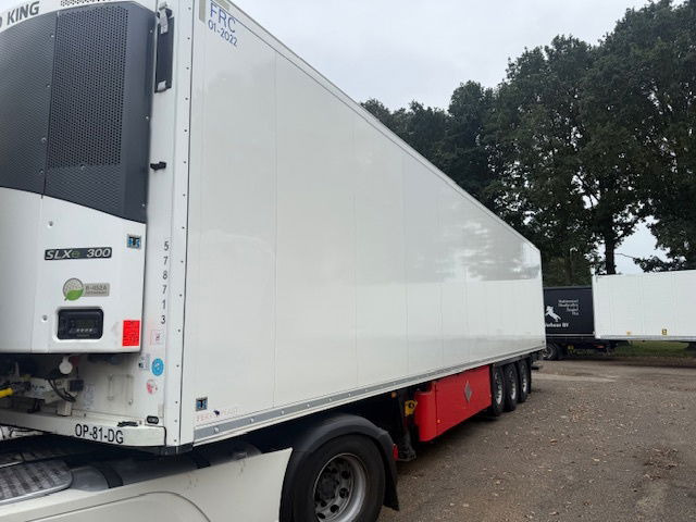 Schmitz Cargobull Thermoking SLXe 300 weinig uren Laadklep Liftas - Kjølesemi: bilde 1 Schmitz Cargobull Thermoking SLXe 300 weinig uren Laadklep Liftas - Kjølesemi: bilde 1