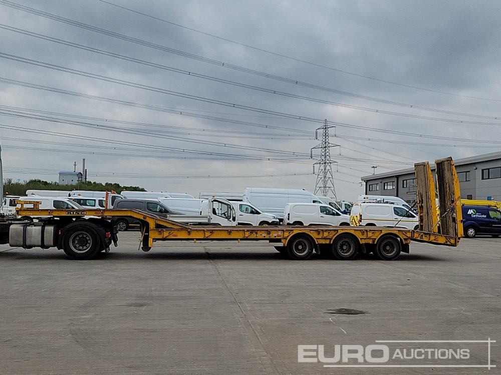 1998 King trailers Tri Axle Step Frame Low Loader Trailer, Neck Ramps, Out Riggers, Hydraulic Ramps - Lavloader semitrailer: bilde 2 1998 King trailers Tri Axle Step Frame Low Loader Trailer, Neck Ramps, Out Riggers, Hydraulic Ramps - Lavloader semitrailer: bilde 2