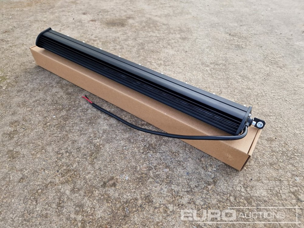 20" 180W Combo Beam LED Light Bar, Mounting Brackets, IP68 Waterproof - Verkstedutstyr: bilde 3 20" 180W Combo Beam LED Light Bar, Mounting Brackets, IP68 Waterproof - Verkstedutstyr: bilde 3