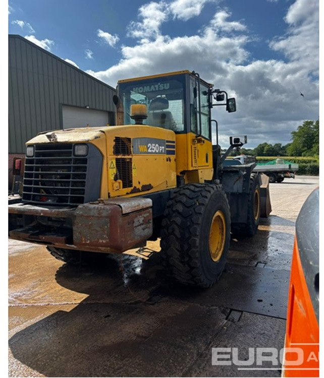 2004 Komatsu WA250PT-5H - Hjullaster: bilde 5 2004 Komatsu WA250PT-5H - Hjullaster: bilde 5