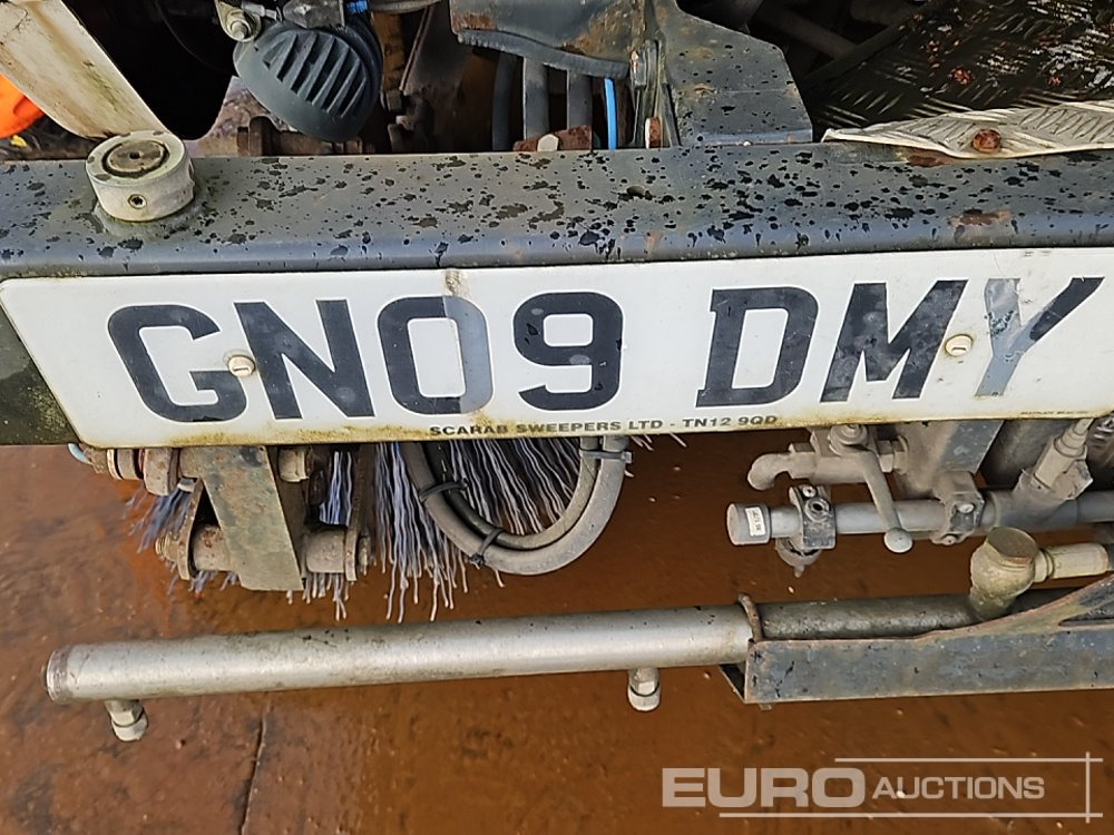 Feiebil 2009 Scarab 4x2 Road Sweeper, Reverse Camera, Automatic Gearbox: bilde 33