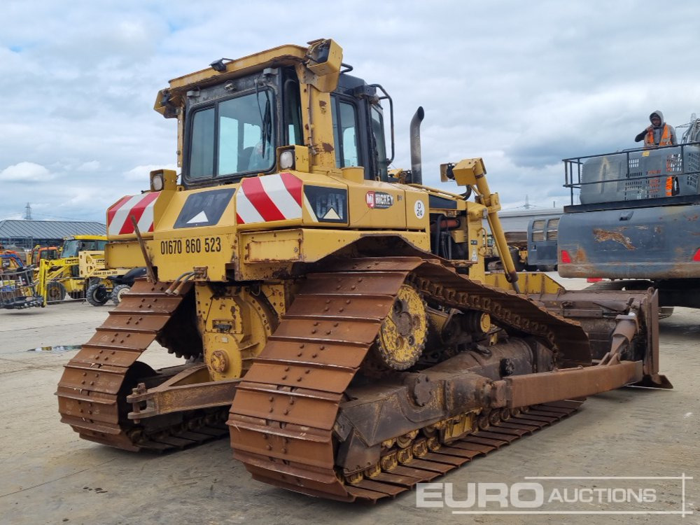 2010 CAT D6T - Bulldozer: bilde 5 2010 CAT D6T - Bulldozer: bilde 5