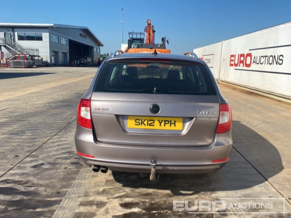 2012 Skoda Superb - Personenbil: bilde 4 2012 Skoda Superb - Personenbil: bilde 4