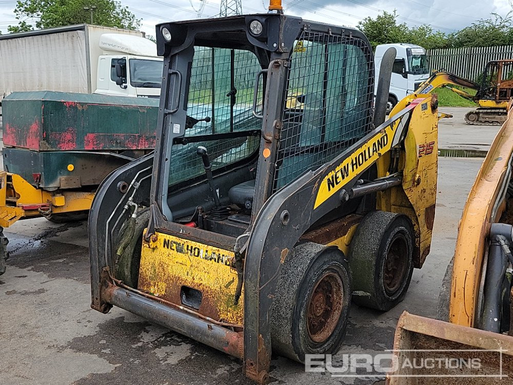 2013 New Holland L215 - Kompaktlaster: bilde 1 2013 New Holland L215 - Kompaktlaster: bilde 1