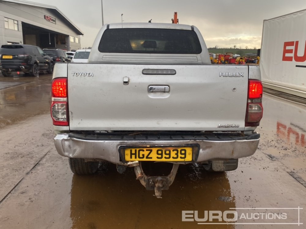 2013 Toyota Hilux Invincible - Pickup: bilde 4 2013 Toyota Hilux Invincible - Pickup: bilde 4