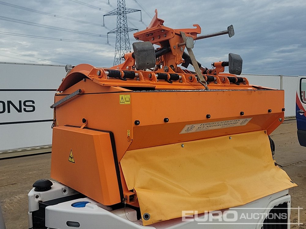 Feiebil 2017 Hako Citymaster 1600 4x2 Compact Gritter, Hydraulic Snow Plough & Sweeper Attachment, Reverse Camera, Automatic Gearbox (Reg. Docs. Available): bilde 15