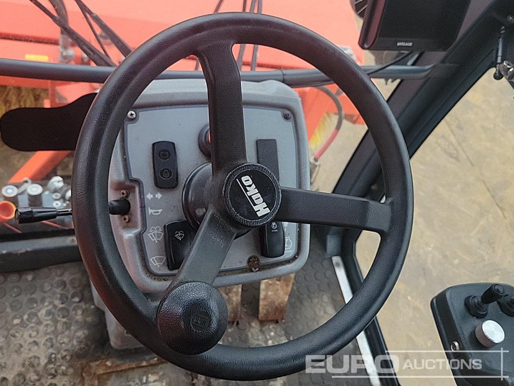 Feiebil 2017 Hako Citymaster 1600 4x2 Compact Gritter, Hydraulic Snow Plough & Sweeper Attachment, Reverse Camera, Automatic Gearbox (Reg. Docs. Available): bilde 33