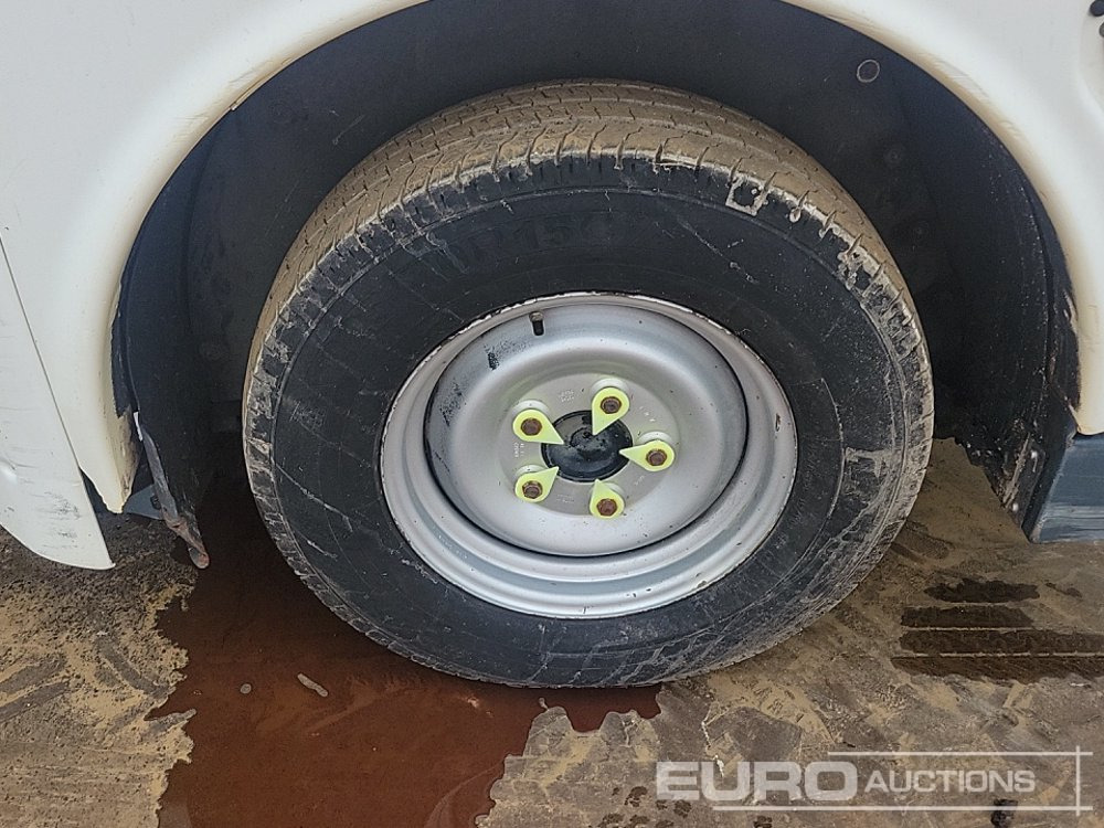 Feiebil 2017 Hako Citymaster 1600 4x2 Compact Gritter, Hydraulic Snow Plough & Sweeper Attachment, Reverse Camera, Automatic Gearbox (Reg. Docs. Available): bilde 9