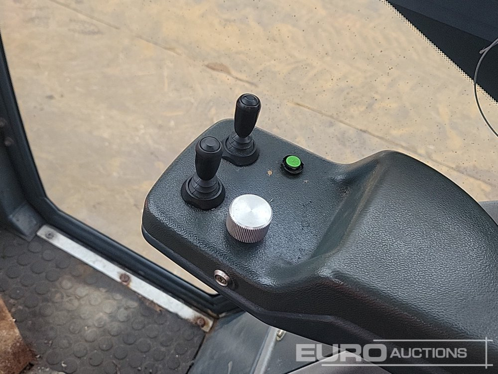 Feiebil 2017 Hako Citymaster 1600 4x2 Compact Gritter, Hydraulic Snow Plough & Sweeper Attachment, Reverse Camera, Automatic Gearbox (Reg. Docs. Available): bilde 32