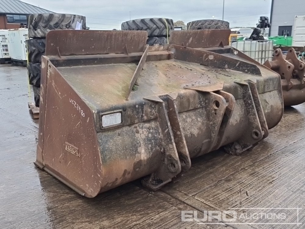 2018 10" Loading Bucket to suit Wheeled Loader - Skuffe: bilde 5 2018 10" Loading Bucket to suit Wheeled Loader - Skuffe: bilde 5