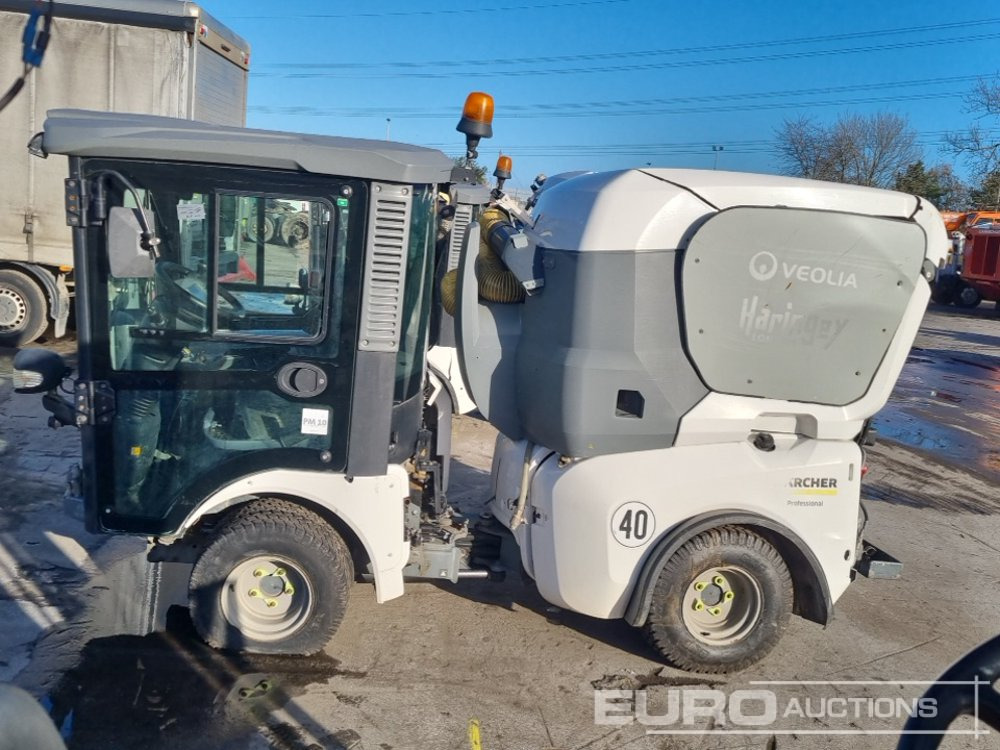 2018 Karcher Articulated Sweeper, Reverse Camera, A/C (Non Runner) - Feiebil: bilde 2 2018 Karcher Articulated Sweeper, Reverse Camera, A/C (Non Runner) - Feiebil: bilde 2