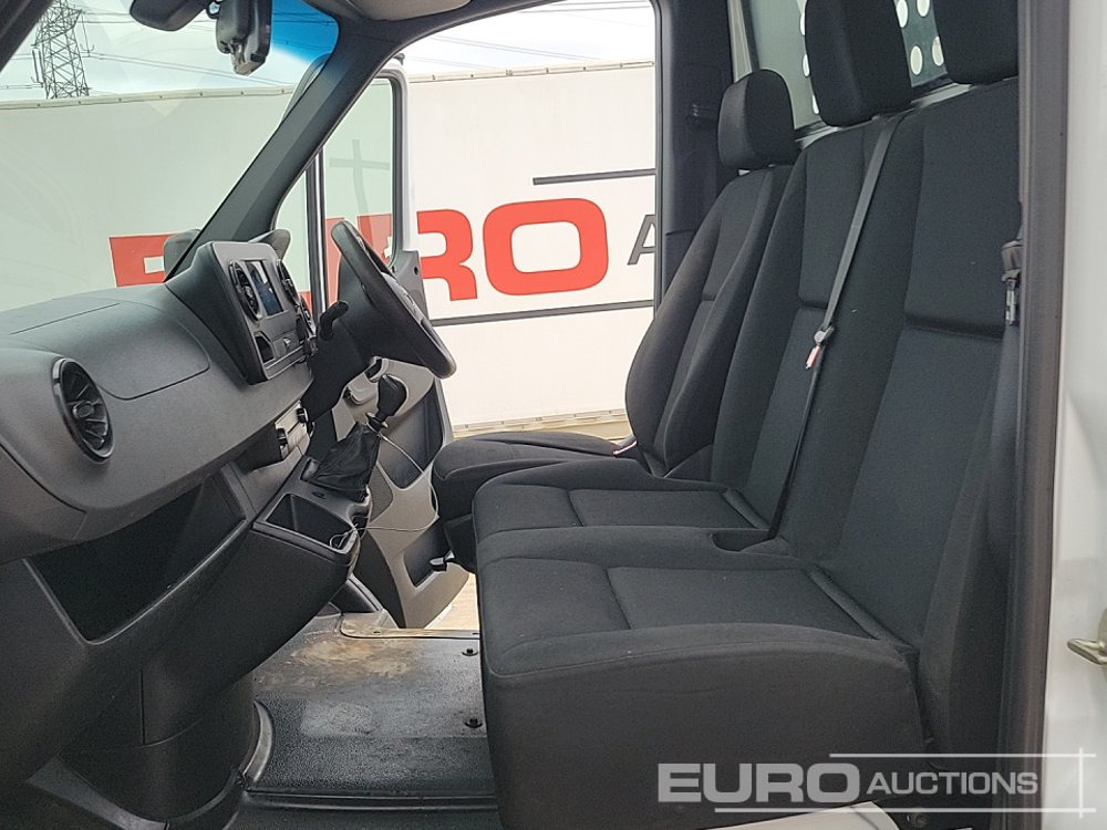 Varebil med plan 2019 Mercedes Sprinter 314: bilde 24