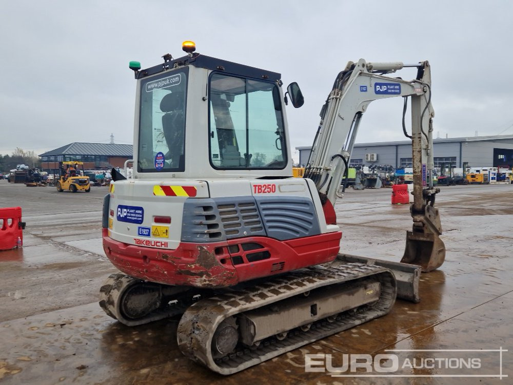 2019 Takeuchi TB250 - Minigraver: bilde 5 2019 Takeuchi TB250 - Minigraver: bilde 5