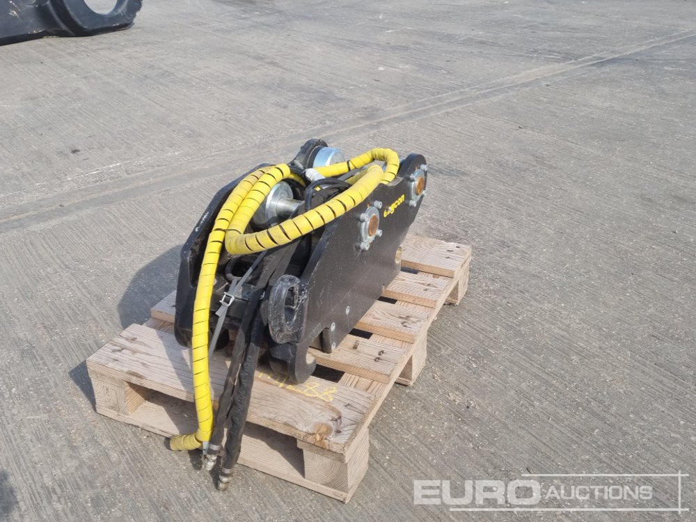 2022 Engcon Hydraulic Double Lock QH 45mm Pin to suit 4-6 Ton Excavator - Hurtigkobling: bilde 1 2022 Engcon Hydraulic Double Lock QH 45mm Pin to suit 4-6 Ton Excavator - Hurtigkobling: bilde 1