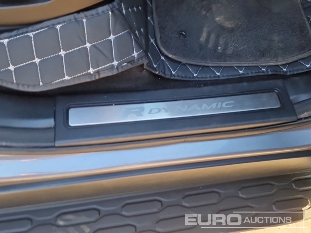 SUV 2022 Land Rover Discovery: bilde 31