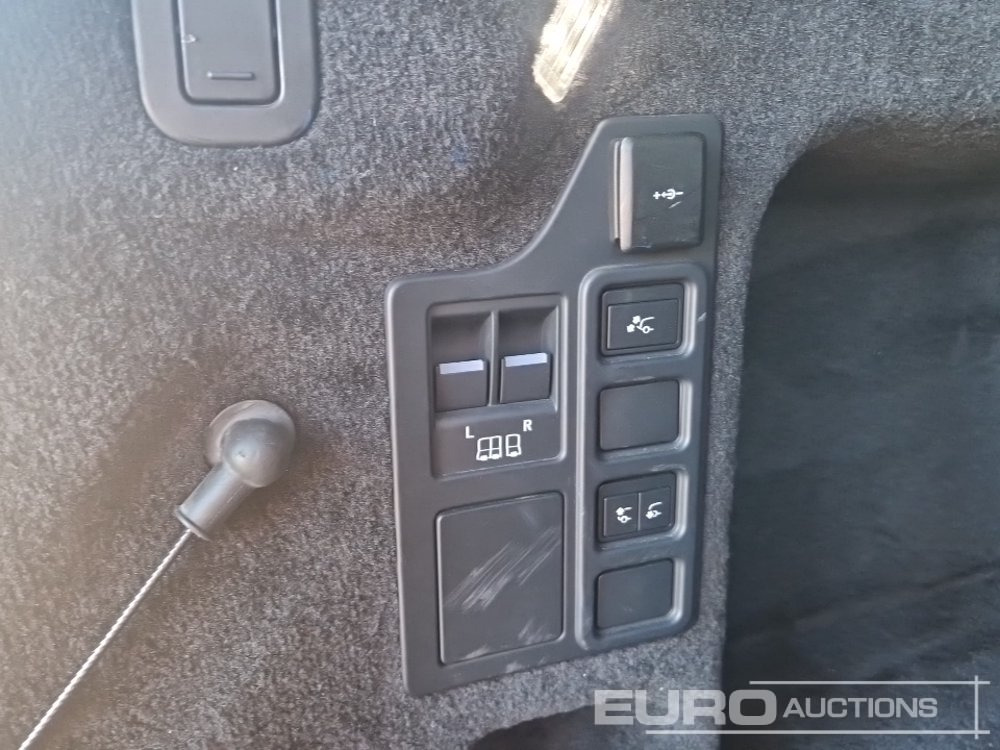 SUV 2022 Land Rover Discovery: bilde 16