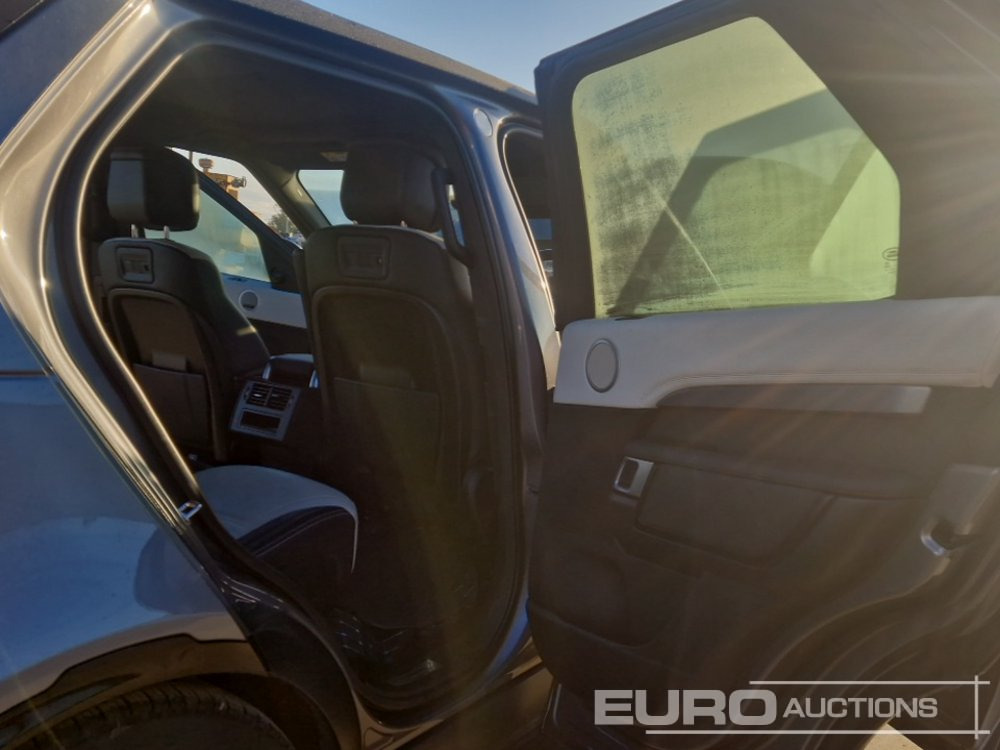 SUV 2022 Land Rover Discovery: bilde 24
