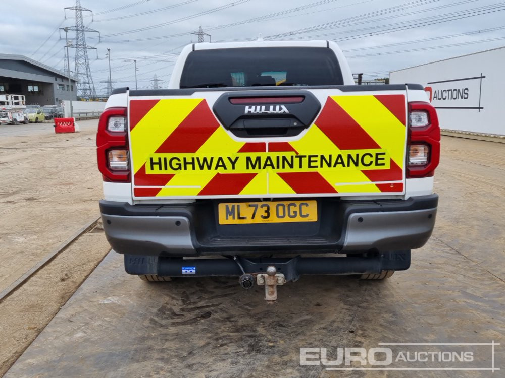 2023 Toyota Hilux Invincible X - Pickup: bilde 4 2023 Toyota Hilux Invincible X - Pickup: bilde 4