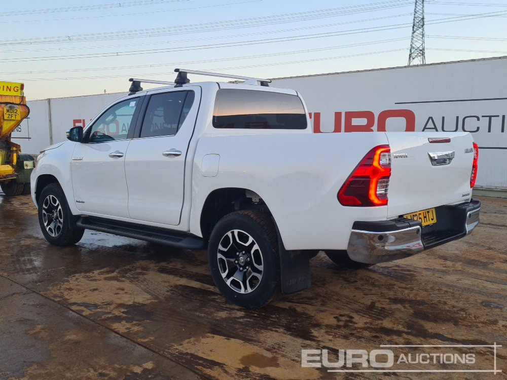 2025 Toyota Hilux Invincible - Pickup: bilde 3 2025 Toyota Hilux Invincible - Pickup: bilde 3