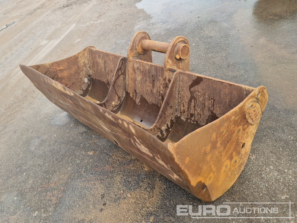 84" Geith Ditching Bucket 90mm Pin to suit 30 Ton Excavator - Skuffe: bilde 1 84" Geith Ditching Bucket 90mm Pin to suit 30 Ton Excavator - Skuffe: bilde 1