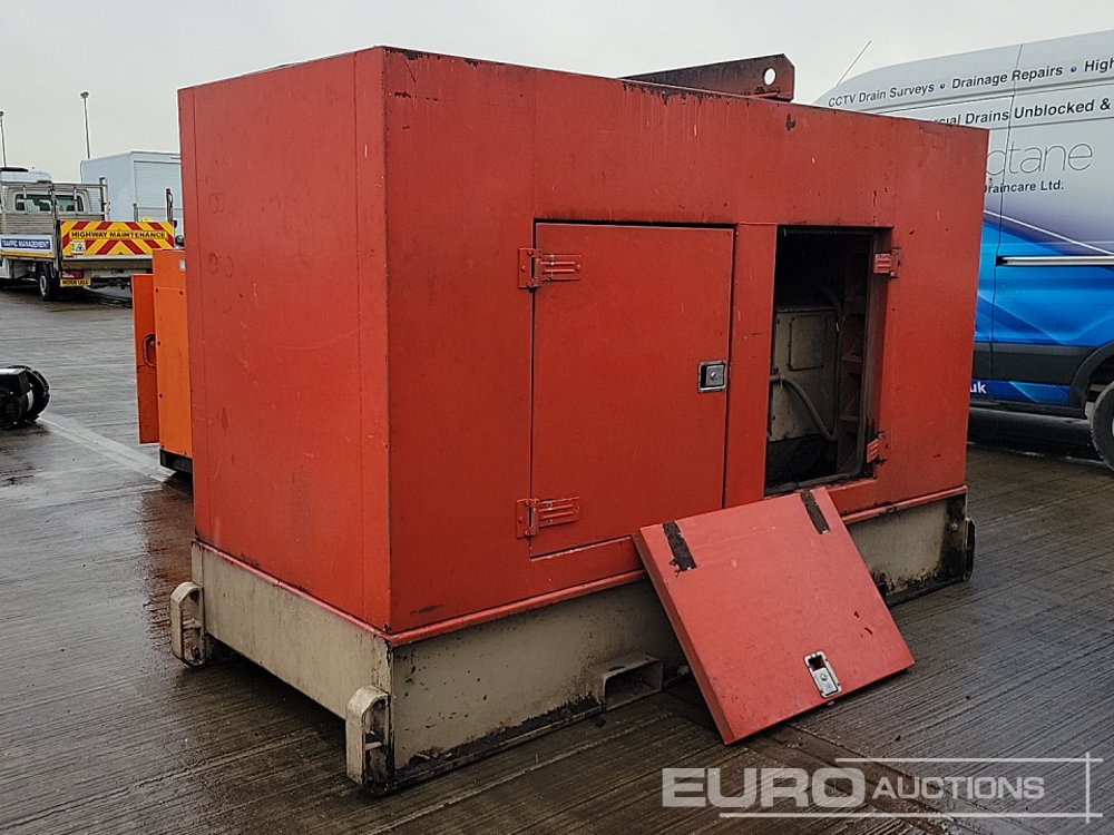 Aggreko Generator, 6 Cylinder Engine - Elektrisk generator: bilde 5 Aggreko Generator, 6 Cylinder Engine - Elektrisk generator: bilde 5