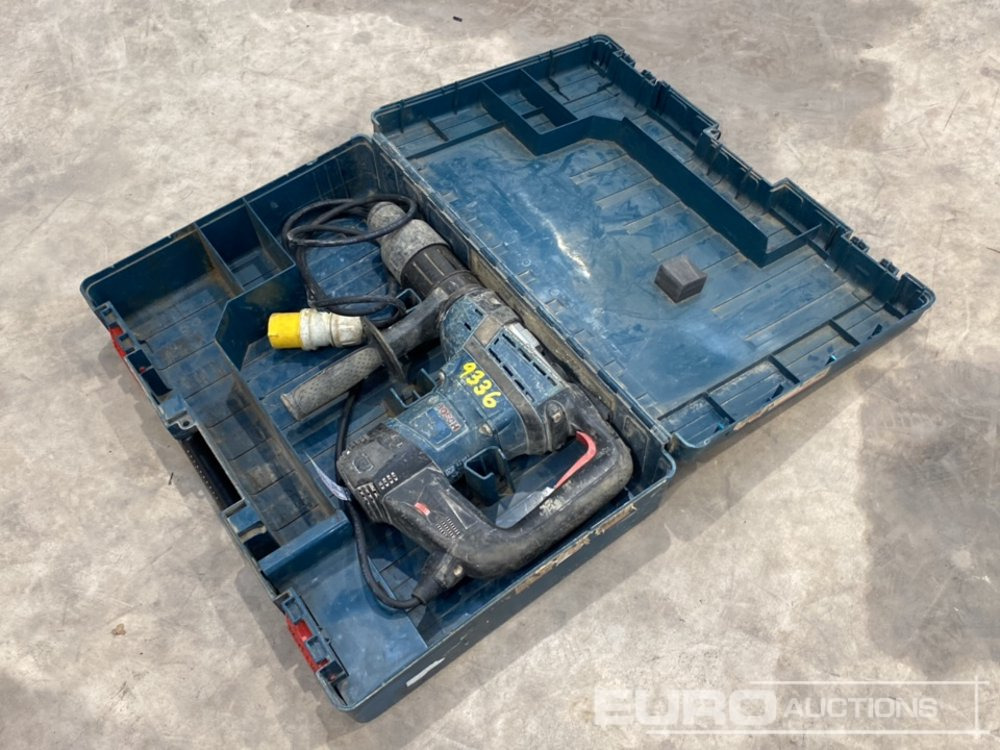 Bosch 110 Volt Breaker - Anleggsmaskiner: bilde 1 Bosch 110 Volt Breaker - Anleggsmaskiner: bilde 1