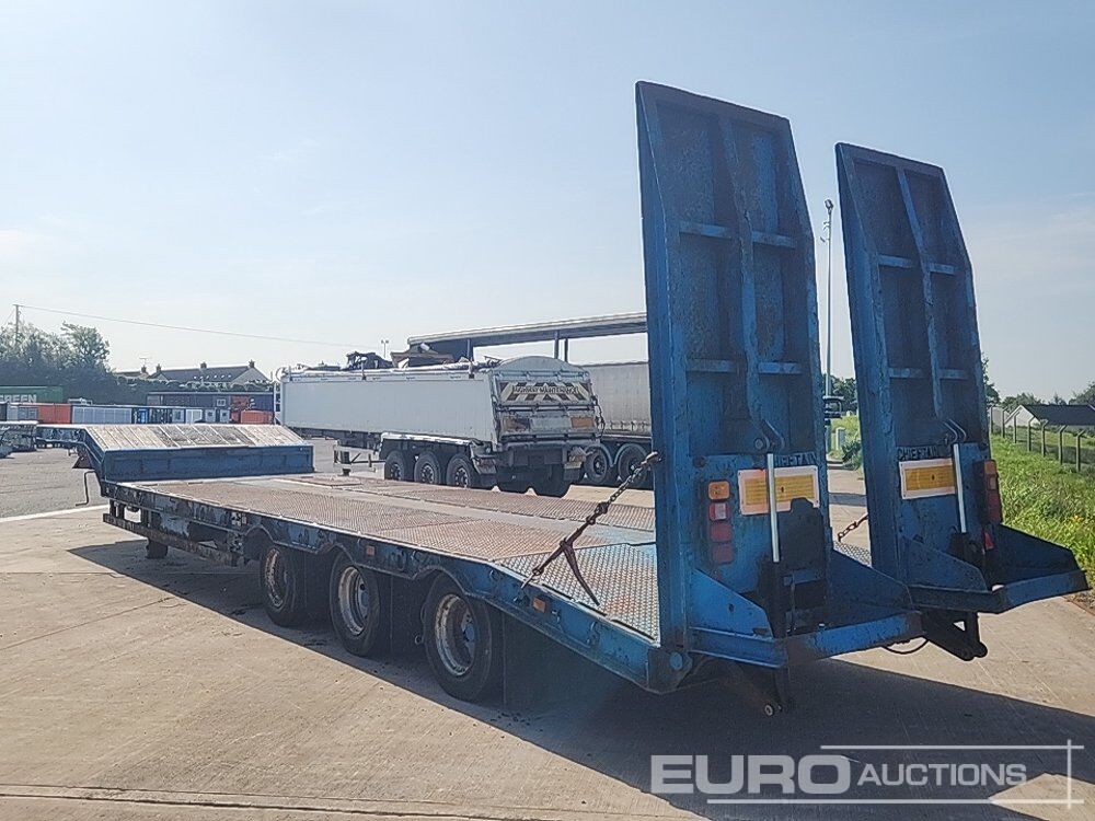 Chieftain Tri Axle Extendable Step Frame Low Loader Trailer, Hydraulic Ramps - Lavloader semitrailer: bilde 2 Chieftain Tri Axle Extendable Step Frame Low Loader Trailer, Hydraulic Ramps - Lavloader semitrailer: bilde 2